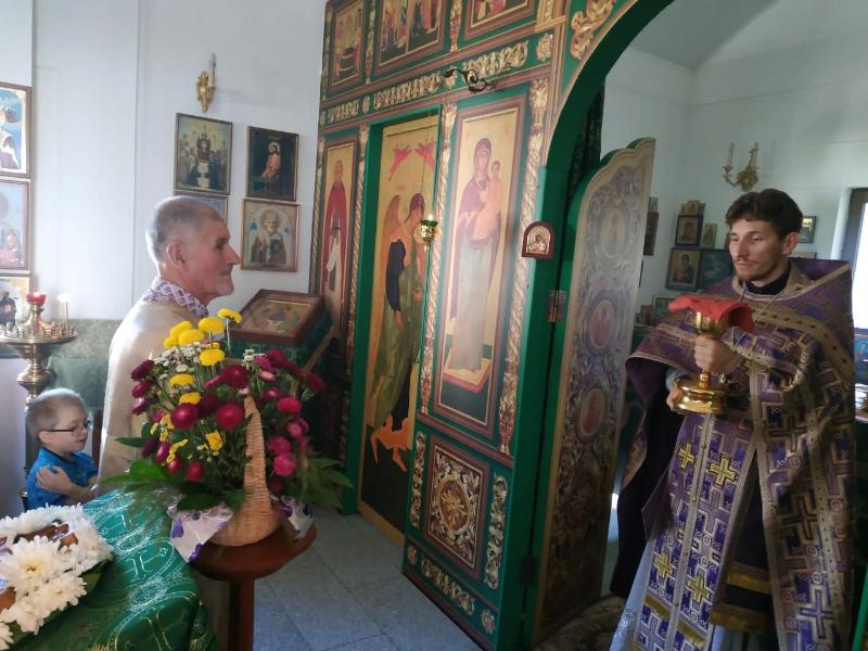 В Усть-Лабинском районе православные отмечают Медовый Спас