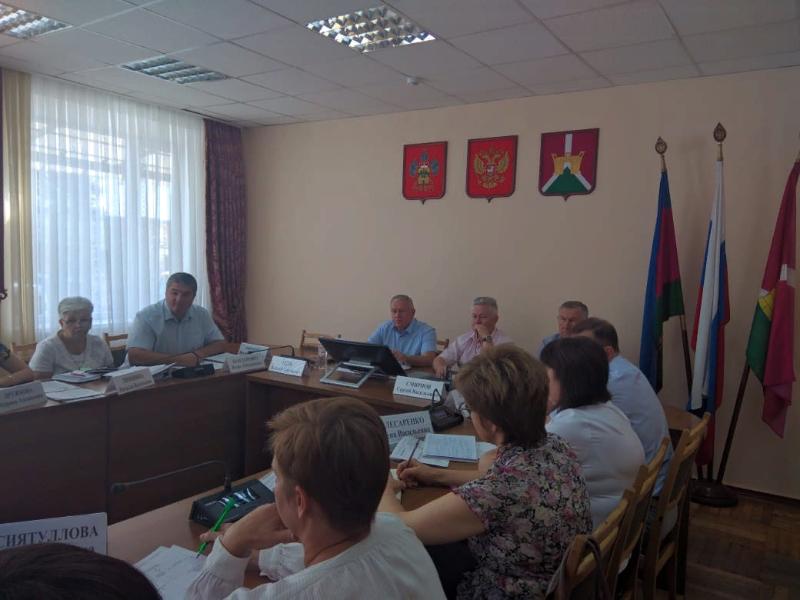 Планёрка в администрации: о санитарном порядке в Усть-Лабинском районе 