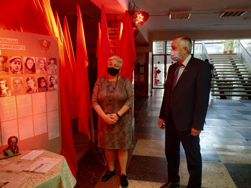 Борис Поликин посетил историческую выставку
