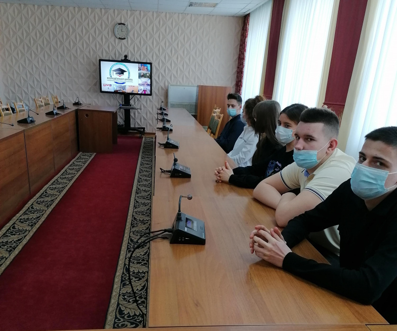 В Усть-Лабинском районе открыли Молодёжную школу