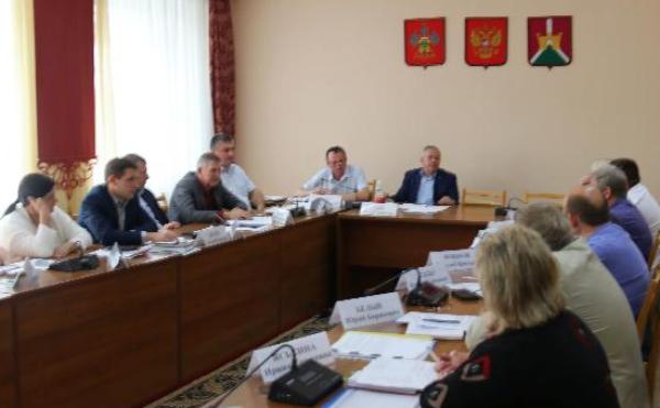 Мониторинг ситуации по заключению договоров и оплате за вывоз ТКО в Усть-Лабинском районе продолжается