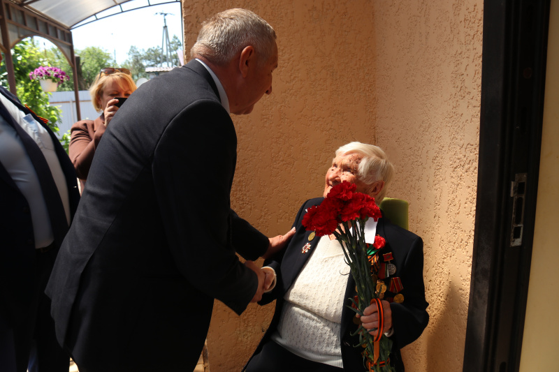 Борис Поликин поздравил ветеранов Великой Отечественной Войны