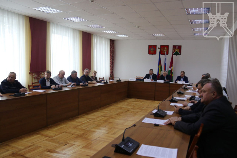 27 октября состоялась очередная 33 сессия Совета муниципального образования Усть-Лабинский район седьмого созыва