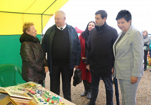 В Усть-Лабинском районе состоялось открытие первого фестиваля «Золотой сад»