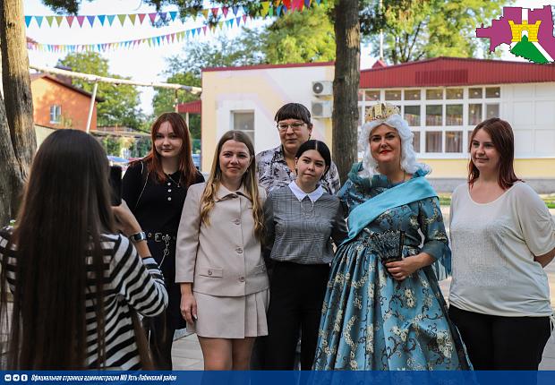 В день 86-летия Краснодарского края в городском парке прошел большой праздничный концерт