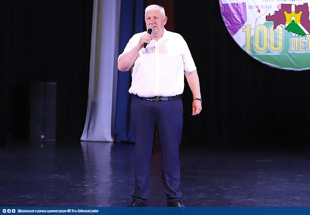 В Районном Дворце культуры "Кубань" прошло торжественное мероприятие, посвященное Дню социального работника