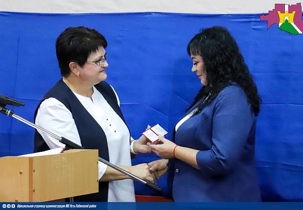 Наталья Харько вступила в должность главы Александровского поселения