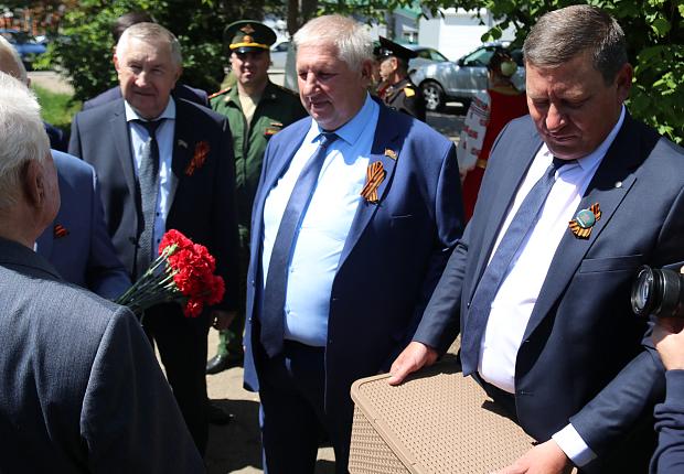 Сергей запорожский поздравил ветеранов Великой Отечественной Войны