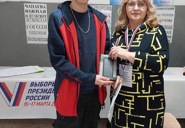 Молодежь Усть-Лабинского района принимает активное участие в выборах Президента Российской Федерации