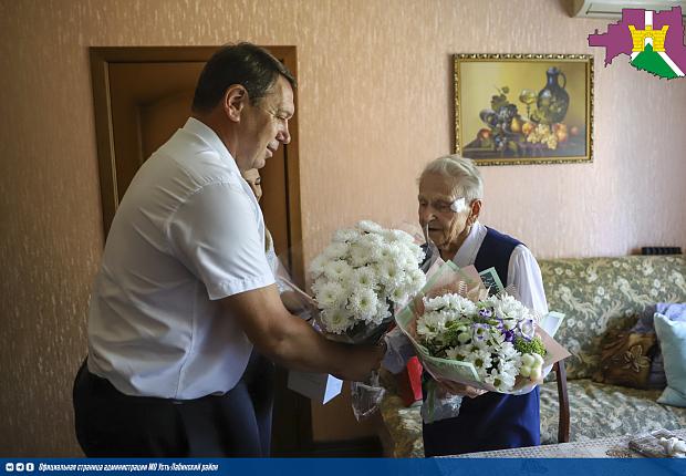 Свой 95-ый День рождения празднует труженик тыла Александра Анатольевна Якубовская